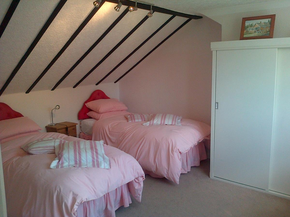 Follets B&B Pewsey Exteriör bild