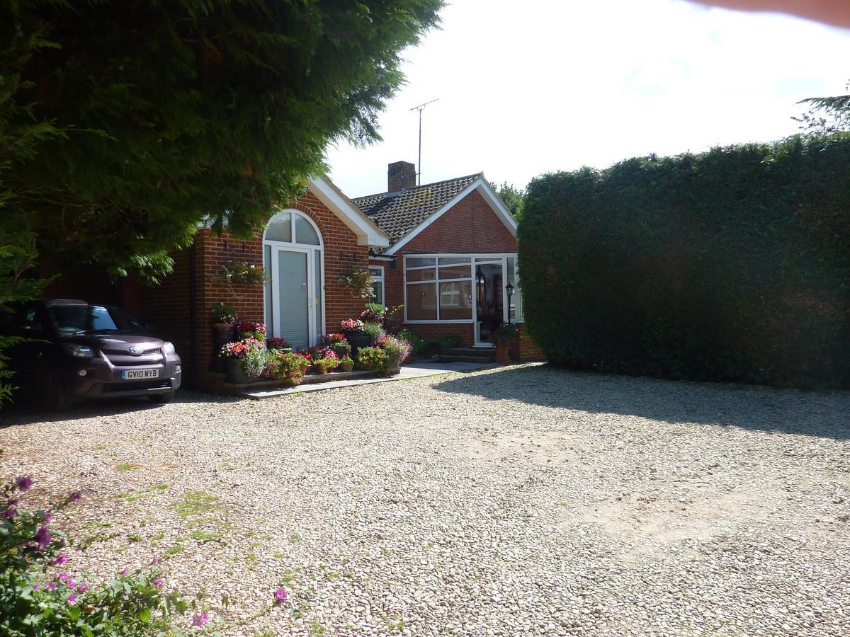 Follets B&B Pewsey Exteriör bild